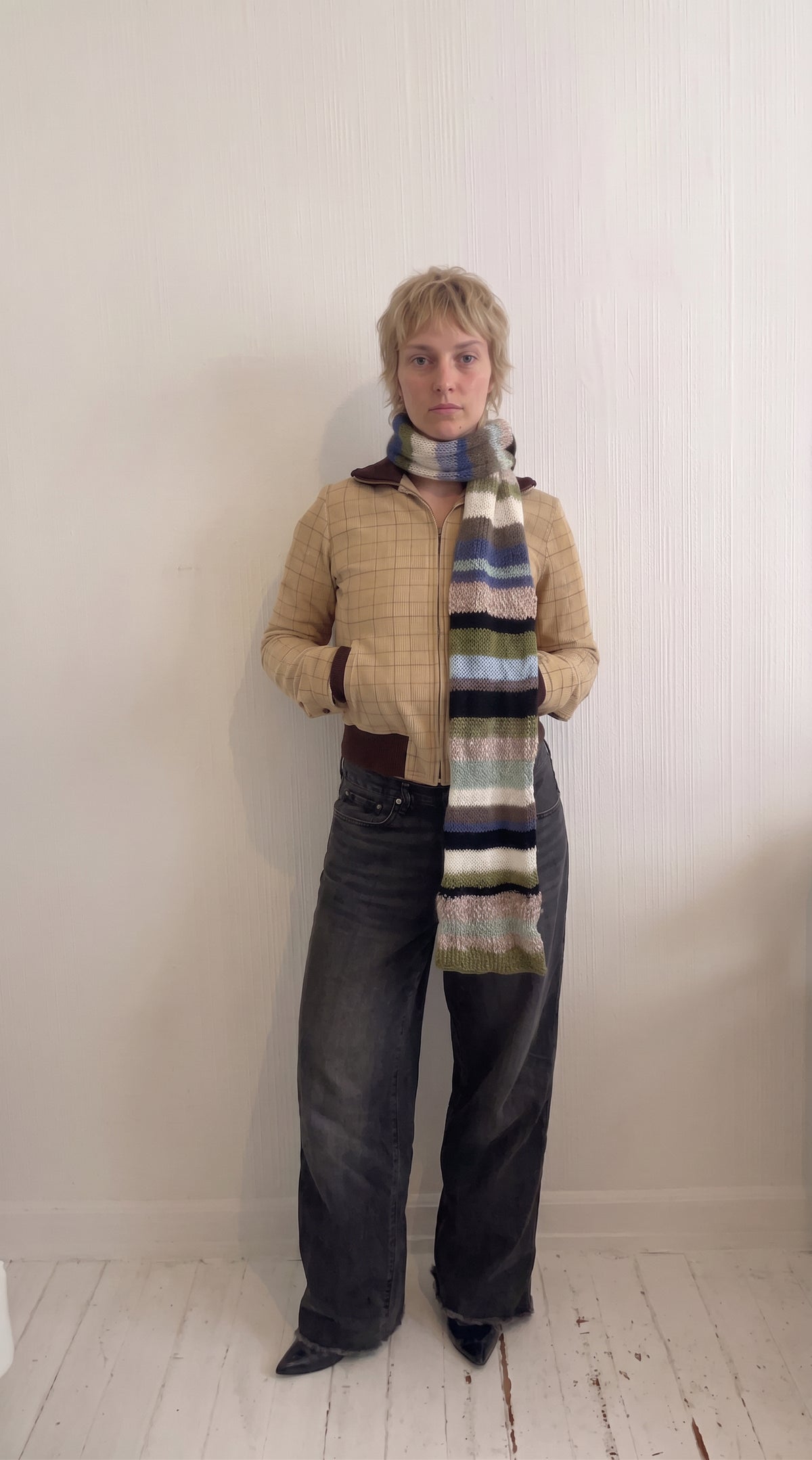 Striped knitted scarf