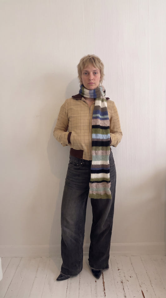 Striped knitted scarf